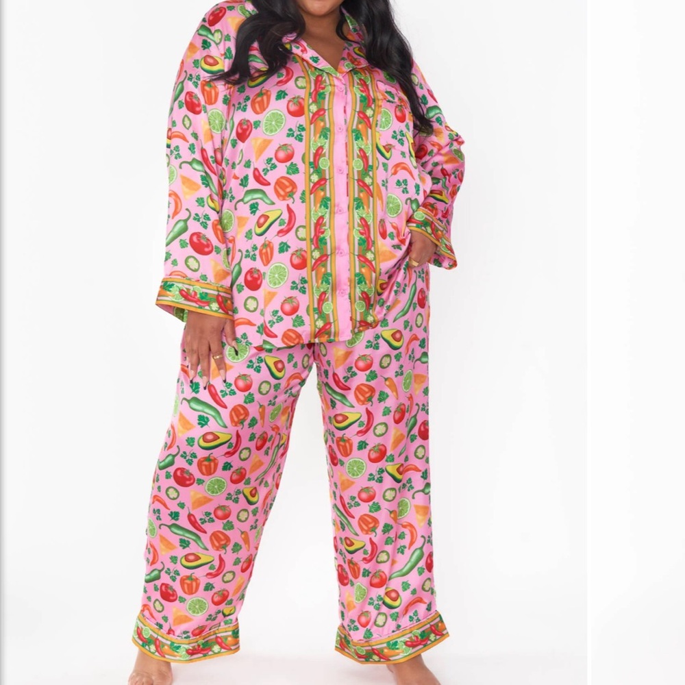 Show Me Your MuMu Classic Pajama PJ Set I Love Queso 2X NWT